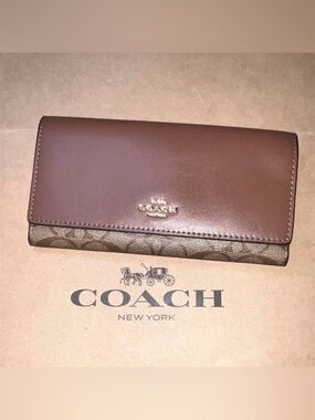 COACH Slim Trifold Wallet Brown Credit Card Holder AUTHENTIC